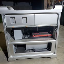 Apple Mac Pro computer tower, M.N -A1289.