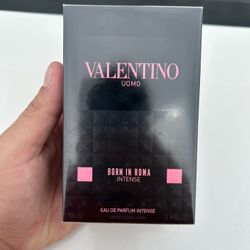 Valentino UOMO Perfume 