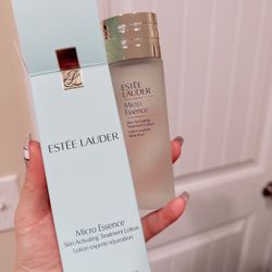 Estée Lauder Micro Essence Treatment Lotion/Toner /NWB