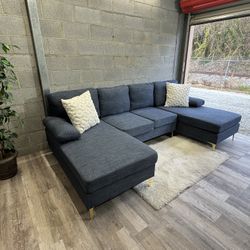 (Delivery) U-Shaped Sectional Couch / Sofa with Chaise 