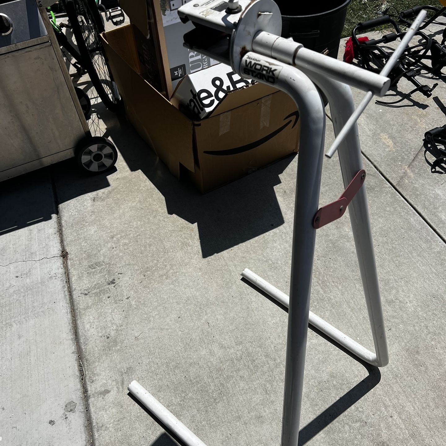 Blackburn Bike Work Stand for Sale in Anaheim CA OfferUp