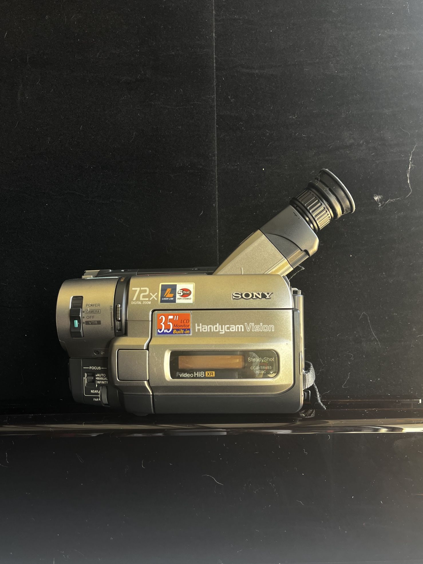 1998 Sony Camcorder (MINT Condition)