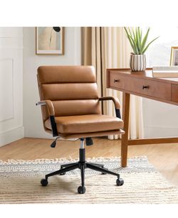 Home/office Chair, barely used