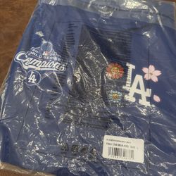 Fanatics x Takashi Murakami x Los Angeles Dodgers World Series 2025 Champs T-Shirt - Blue L