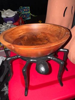 Wooden spider candy bowl