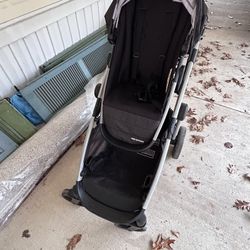 Modes Nest2grow Stroller 