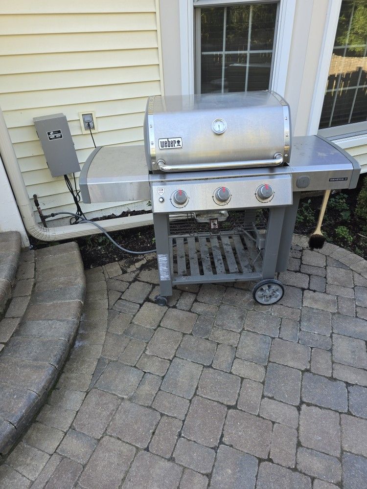 Weber Genesis II Grill