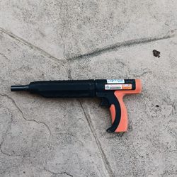 Nail gun for concreate