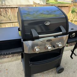 UniFlame Gas Grill