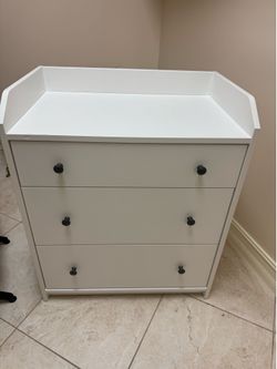 3 Drawer Chest