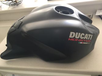 Ducati 821/1200 Gas tank