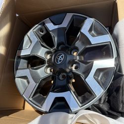 TOYOTA TACOMA SET 4 WHEELS