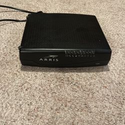 Modem/Router  (Arris TG862) (compatible with Xfinity Cable)