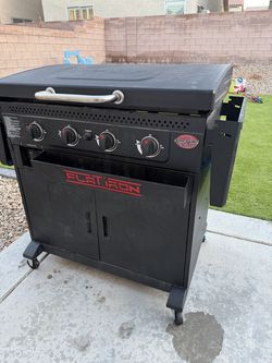 Chargriller Flat Iron 4 burner