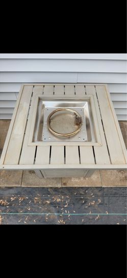 Gas fire pit