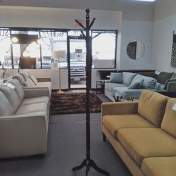 Coat Rack,  6 Hook Hanger Merlot, Freestanding.