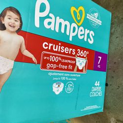 open box pampers cruisers size 7 diapers 