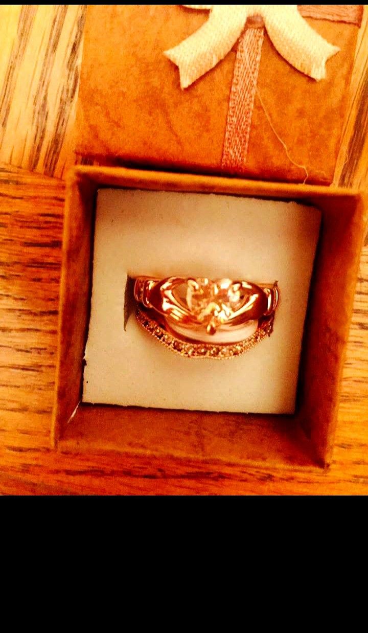Bridal Claddagh Ring Set
