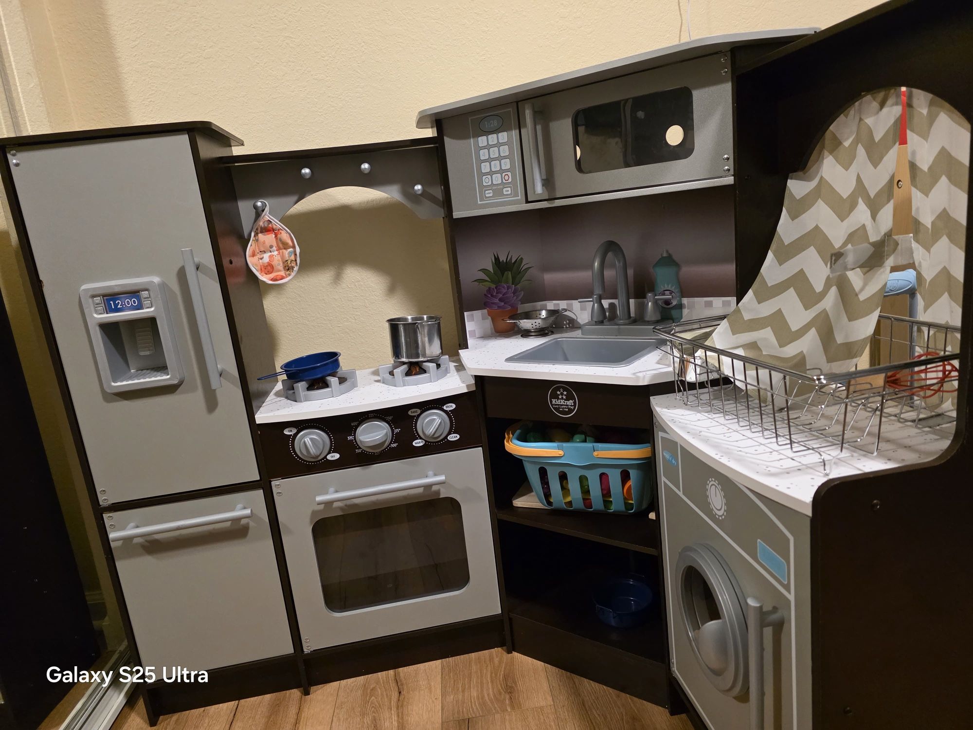 Kids Kitchen Set With Toys Included!