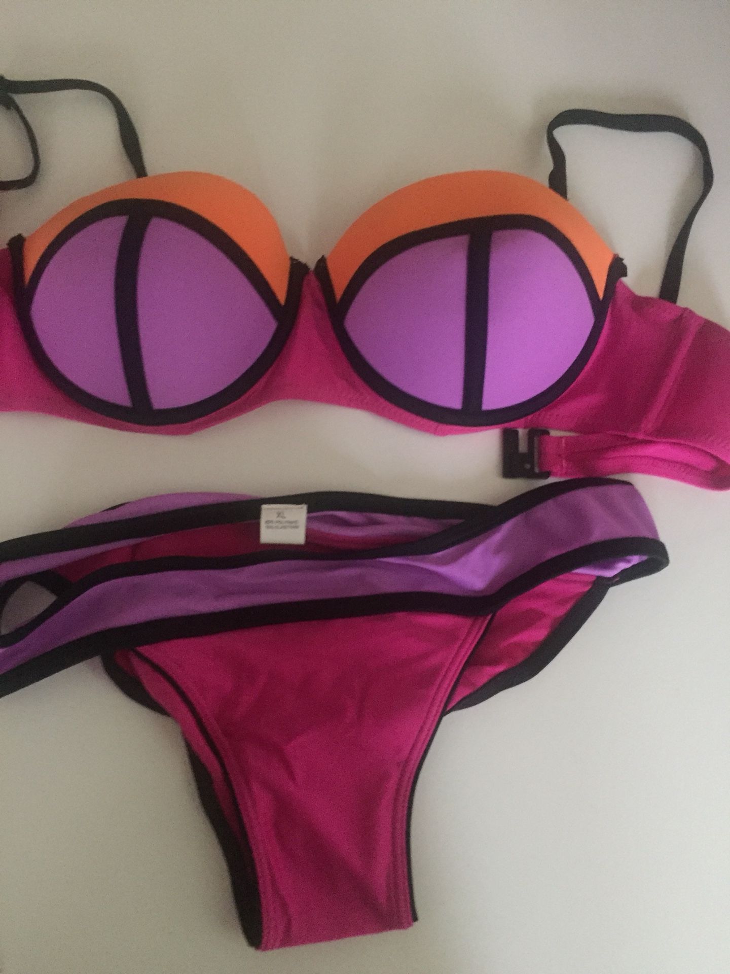 geometric pattern bikini