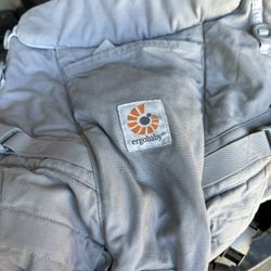 Ergo baby carrier