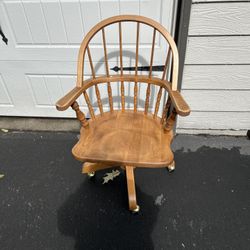 Wooden Swivel Chair On Wheels