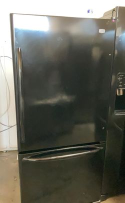 Maytag Bottom Freezer Black Refrigerator Fridge

