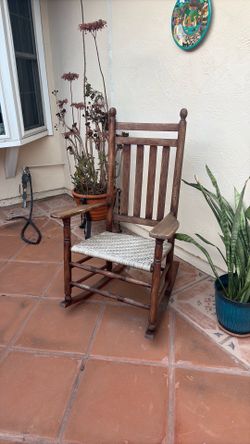 Rocking chair