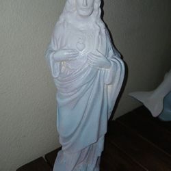18" High,  Jesus Statue 