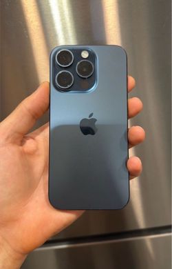 Apple iPhone 15 pro 256gb T-Mobile or metro pcs 10/10 condition 100% battery blue