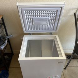 Mini Freezer