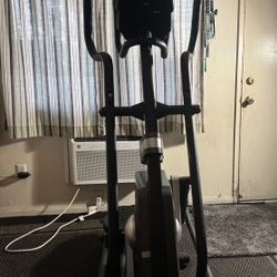 Sunny Health And Fitness Elliptical Machine 