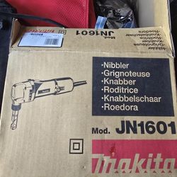 Makita Nibbler JN1601