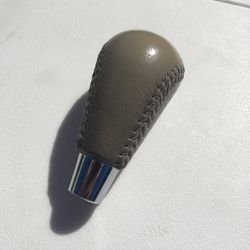 Mazda 6 2003-2008 Automatic Shifter Knob (Beige Leather)