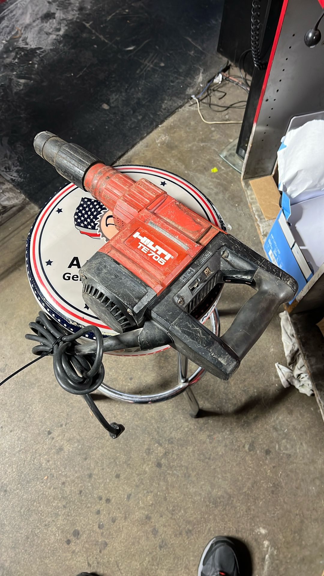 Hilti Te705 Hammer