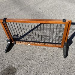 Pet Gate Extends 