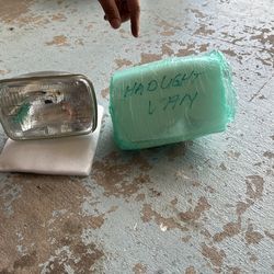 Chevrolet Express 2000 to 2007 Head Lights 