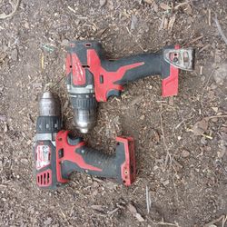 Milwaukee drill driver set