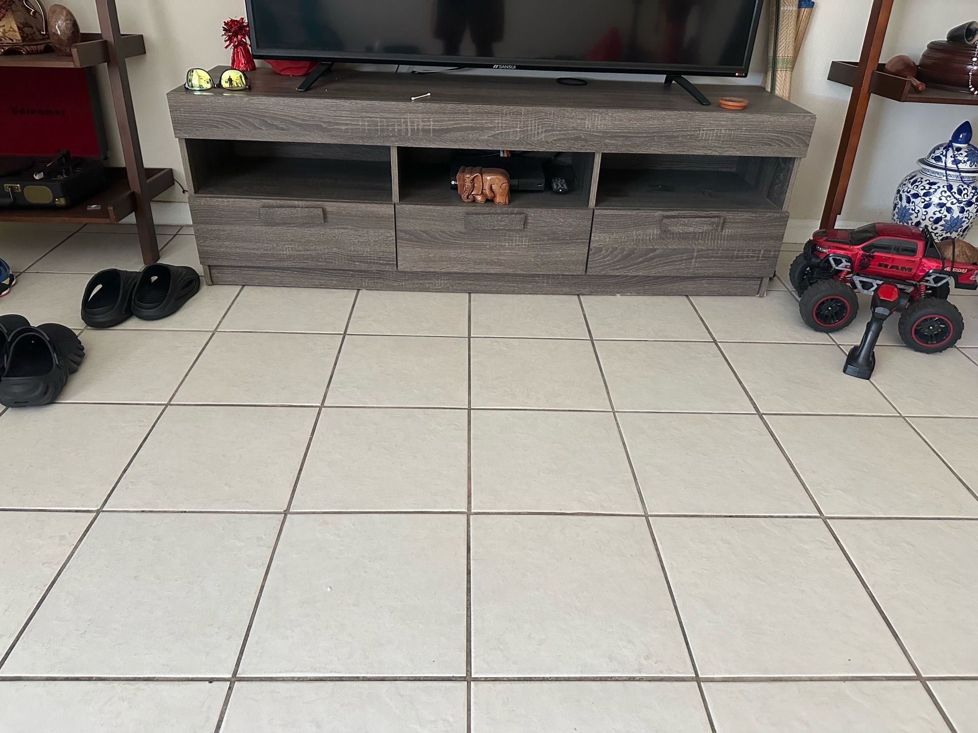 Tv stand