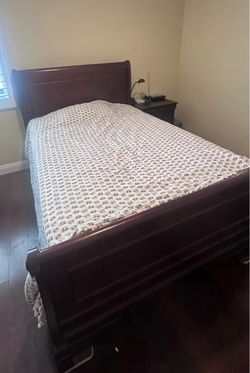 4-piece Full Bed Set (Full-size, Brown-color)