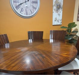 round table with 6 chairs