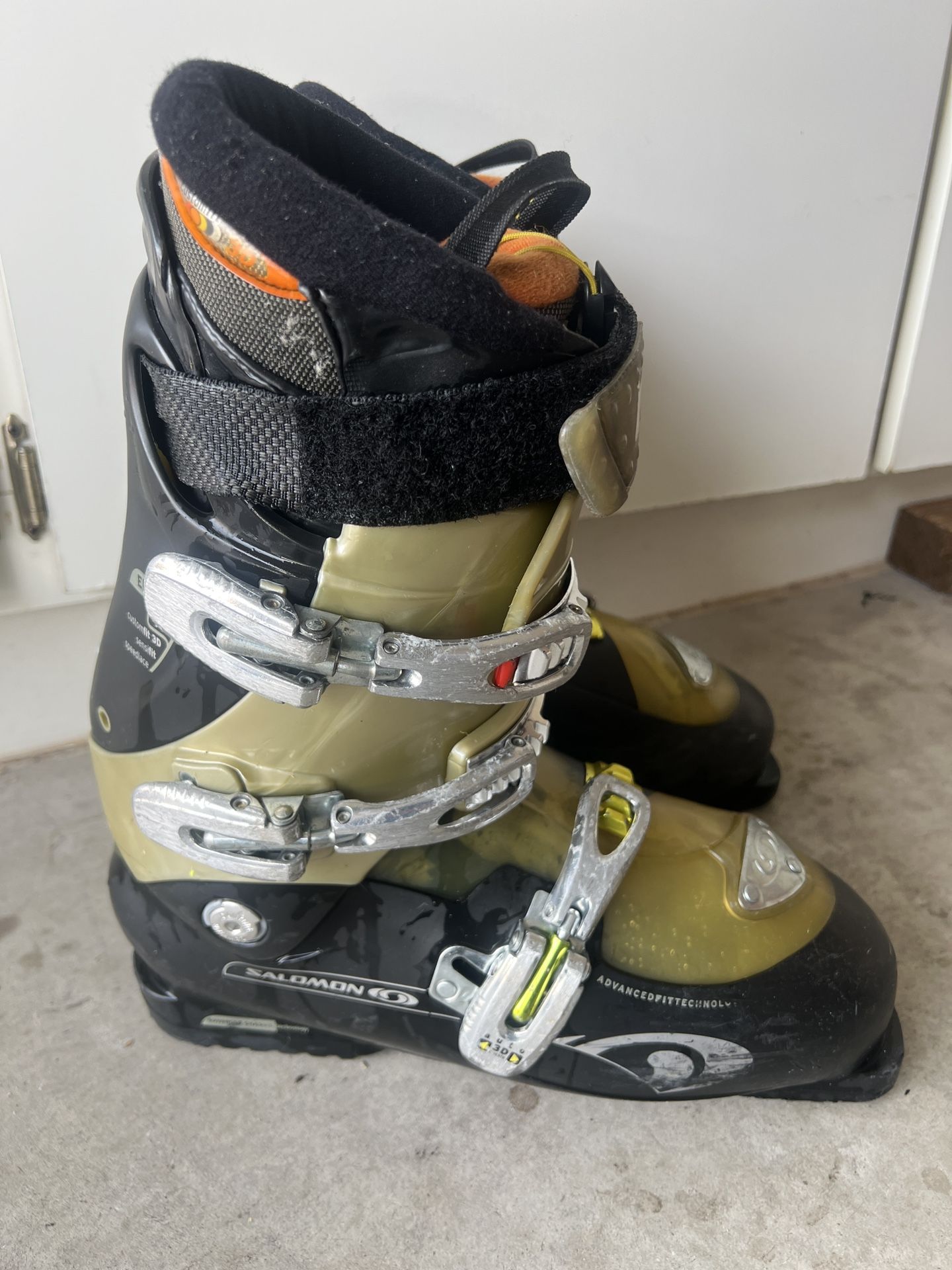 Salomon Men’s Ski Boots Size 12