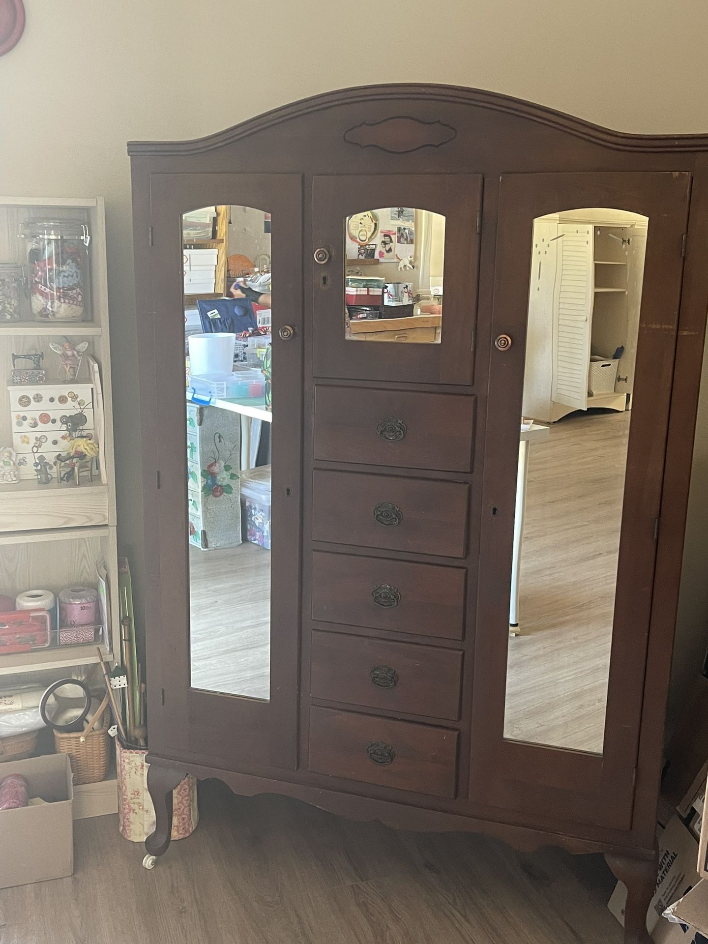 Antique 1930’s Chifferobe