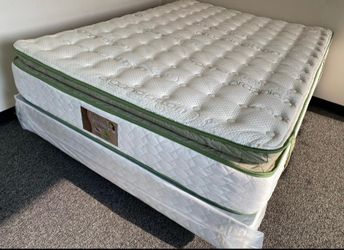 Ck organic elite superior hybrid cool gel memory Foamm pillow top 14inch Matres!!