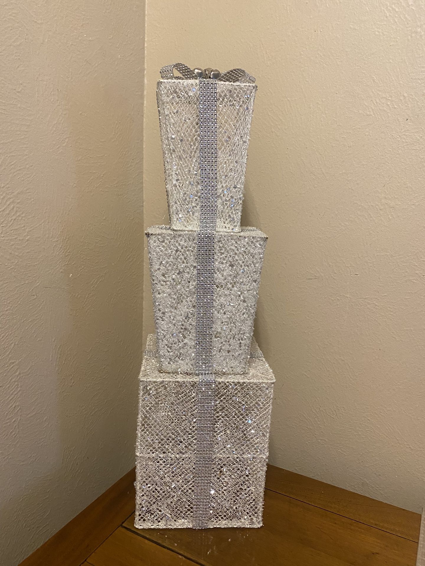 27” White Stacked 🎁 Gift Box’s Sparkles like diamonds