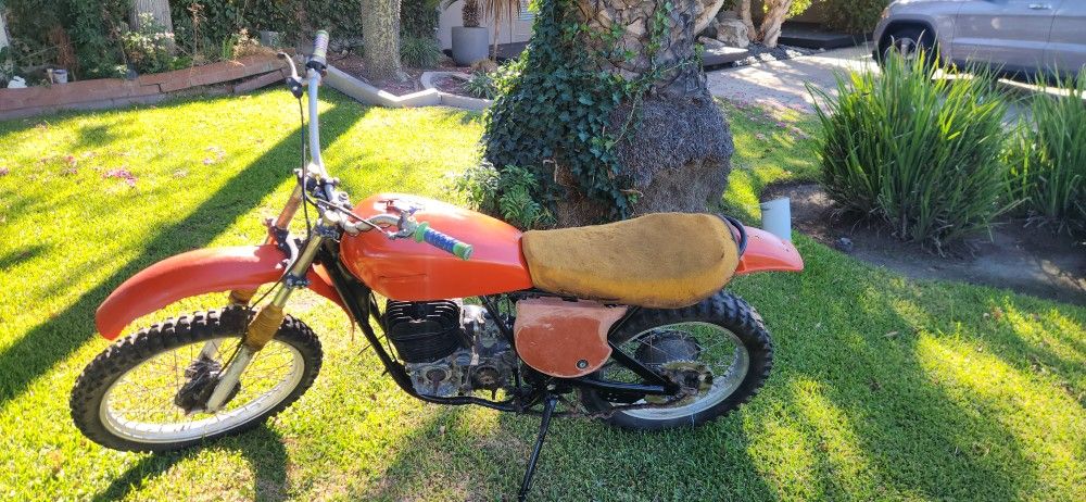 1976 Yamaha MX400
