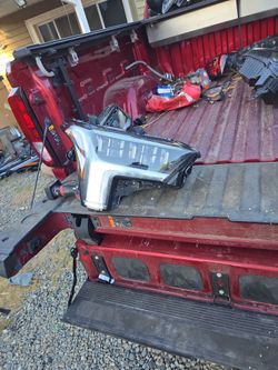 2022-2025 Toyota Tundra Sequoia RH Headlight LED Factory OEM