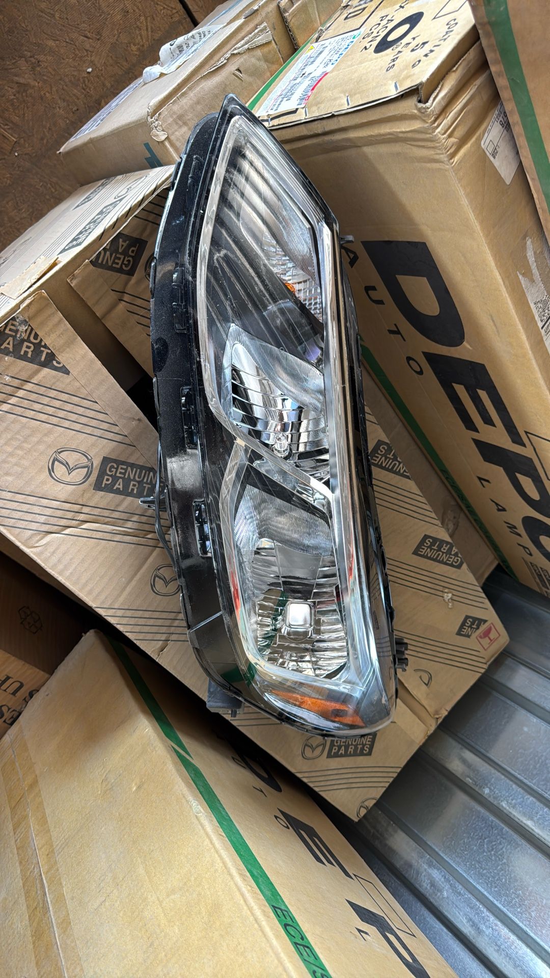 2016-2019 Chevy Cruz Headlight Driver Side New