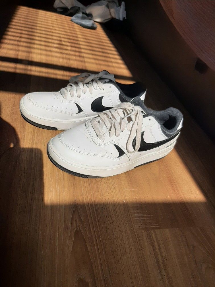 Nike GAMMA Woman's Shoes