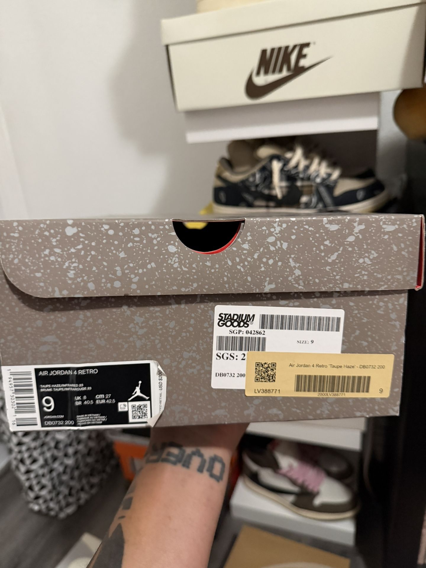 Jordan 4 Retro Taupe Haze
